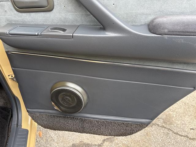 ランドクルーザー８０ ＶＸリミテッド　６０フェイス　ナローボディ　リフトアップ　サクソンマフラー　サンルーフ　ディーゼル　ウッドステアリング　ブラッドレーＶ１６インチ（18枚目）