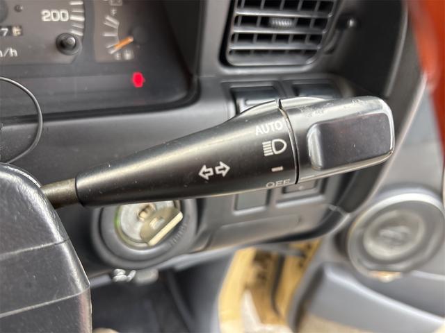 ランドクルーザー８０ ＶＸリミテッド　６０フェイス　ナローボディ　リフトアップ　サクソンマフラー　サンルーフ　ディーゼル　ウッドステアリング　ブラッドレーＶ１６インチ（38枚目）