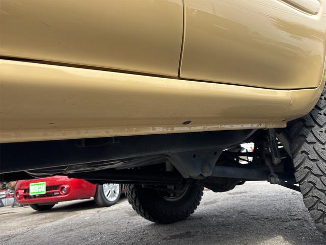 ランドクルーザー８０ ＶＸリミテッド　６０フェイス　ナローボディ　リフトアップ　サクソンマフラー　サンルーフ　ディーゼル　ウッドステアリング　ブラッドレーＶ１６インチ（62枚目）