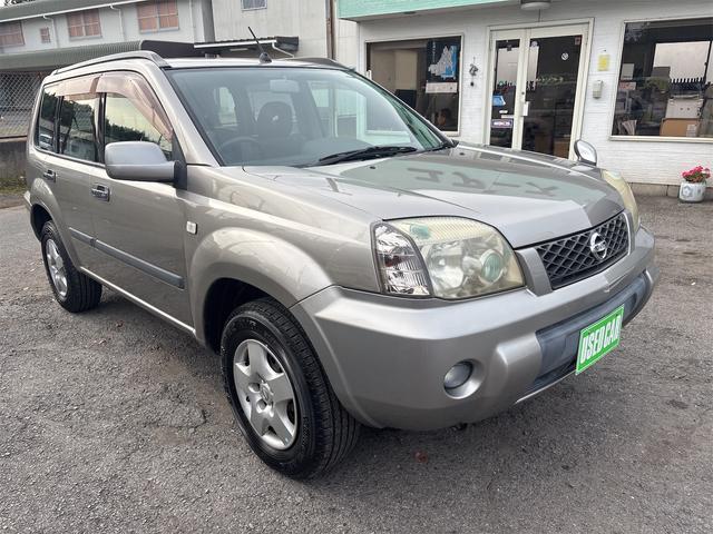 エクストレイル S 5速MT 切替式4WD フルオリジナル 素ガラス 禁煙車 防水カプロンシート リアフラット ドアバイザー 電格ドアミラー 純正ナビ キーレス ラゲッジマット カーゴネット 100V電源(3枚目)