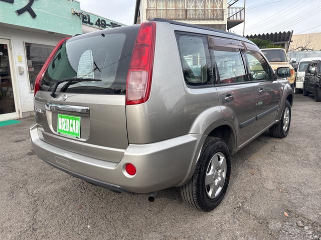 エクストレイル S 5速MT 切替式4WD フルオリジナル 素ガラス 禁煙車 防水カプロンシート リアフラット ドアバイザー 電格ドアミラー 純正ナビ キーレス ラゲッジマット カーゴネット 100V電源(4枚目)