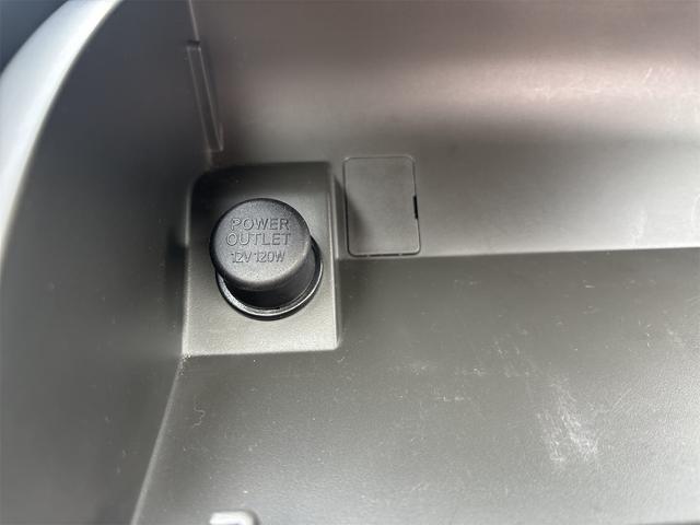 エクストレイル S 5速MT 切替式4WD フルオリジナル 素ガラス 禁煙車 防水カプロンシート リアフラット ドアバイザー 電格ドアミラー 純正ナビ キーレス ラゲッジマット カーゴネット 100V電源(52枚目)