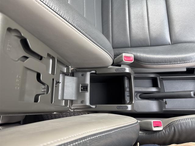 エクストレイル S 5速MT 切替式4WD フルオリジナル 素ガラス 禁煙車 防水カプロンシート リアフラット ドアバイザー 電格ドアミラー 純正ナビ キーレス ラゲッジマット カーゴネット 100V電源(65枚目)