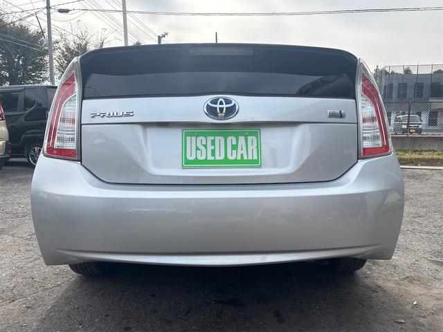 プリウス Ｌ　後期型　スマートキー　純正ＨＤＤナビ　フルセグＴＶ　サイドエアバッグ　カーテンエアバッグ　スペアタイヤ　リアガラスフィルム施工　車検２年付　内外装クリーニング実施済　ドアバイザー　電格ドアミラー（8枚目）