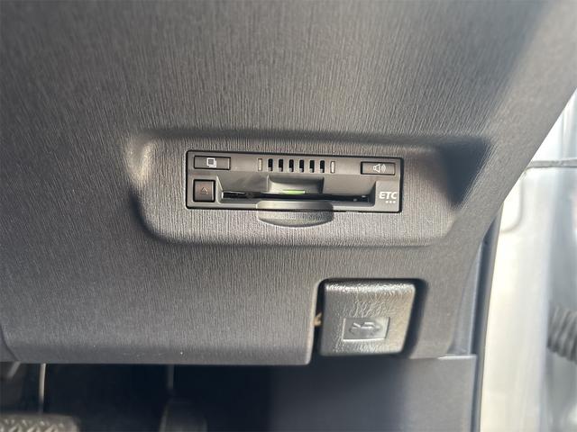 プリウス Ｌ　後期型　スマートキー　純正ＨＤＤナビ　フルセグＴＶ　サイドエアバッグ　カーテンエアバッグ　スペアタイヤ　リアガラスフィルム施工　車検２年付　内外装クリーニング実施済　ドアバイザー　電格ドアミラー（31枚目）