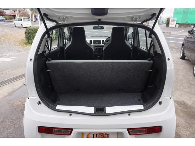 アルト Ｆ　５速マニュアル　４ＷＤ　エアコン　パワステ　パワーウインドウ　ＡＢＳ　エアバック　キーレス（13枚目）