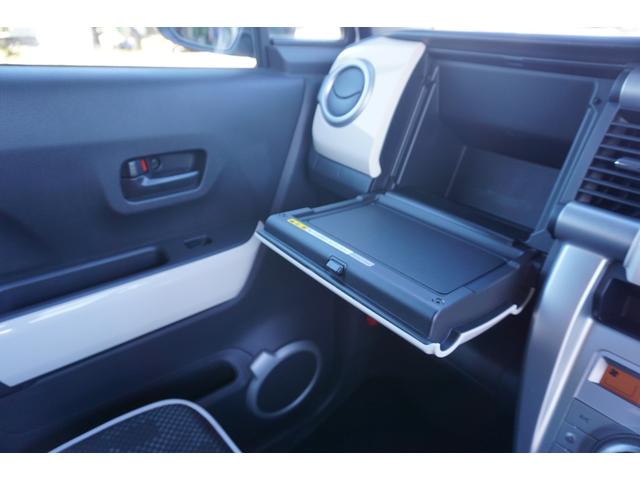 ハスラー G 5速マニュアル 4WD オートエアコン キーレス 電動格納ドアミラー D席シートヒーター アイドリングストップ ステアリングリモコン 横滑り防止(19枚目)