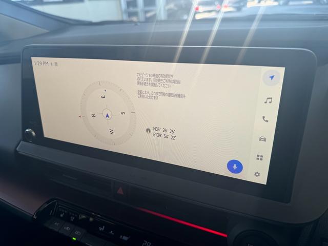 プリウス Ｚ　１２．３型ディスプレイオーディオ　おくだけ充電　ステアリングヒーター　シートヒーター／ベンチレーション　デジタルインナーミラー　パワーバックドア（10枚目）