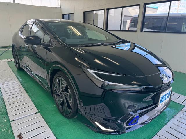 プリウス Ｚ　モデリスタフルエアロ　パノラマルーフ　寒冷地仕様車　ワイヤレス充電　１２．３インチディスプレイオーディオ　モデリスタアルミホイール　ブラインドスポットモニター（4枚目）