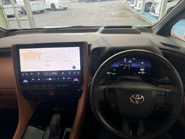 ヴェルファイアハイブリッド Ｚ　プレミア　４ＷＤ　１４インチディスプレイオーディオ　ユニバーサルステップ　ヘッドアップディスプレイ　パノラミックビュー　ＥＴＣ２．０　アクセサリーコンセント（15枚目）