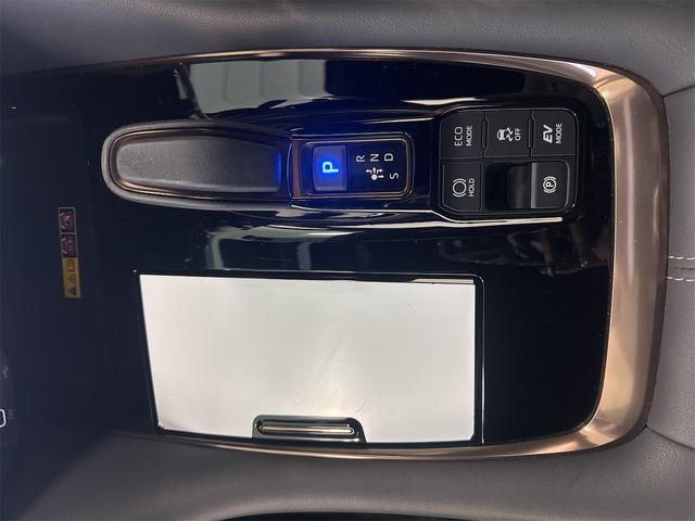 アルファードハイブリッド Z 4WD 14インチディスプレイオーディオ 左右独立ムーンルーフ ヘッドアップディスプレイ リヤモニター アラウンドビュー アドバンスドパーク(16枚目)