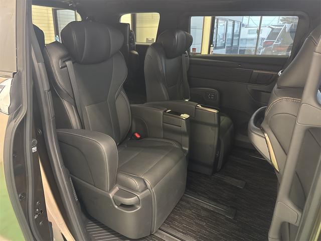 アルファードハイブリッド Z 4WD 14インチディスプレイオーディオ 左右独立ムーンルーフ ヘッドアップディスプレイ リヤモニター アラウンドビュー アドバンスドパーク(31枚目)