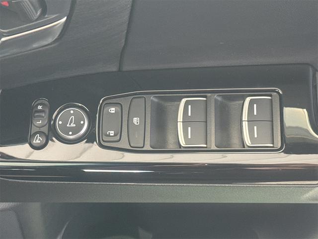 オデッセイハイブリッド ｅ：ＨＥＶアブソルート・ＥＸブラックエディション（33枚目）