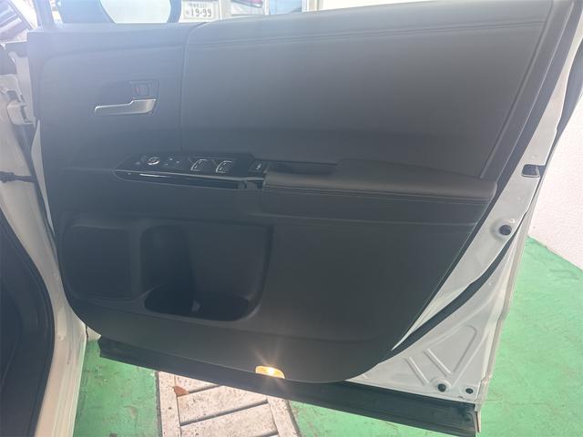 オデッセイハイブリッド ｅ：ＨＥＶアブソルート・ＥＸブラックエディション（35枚目）