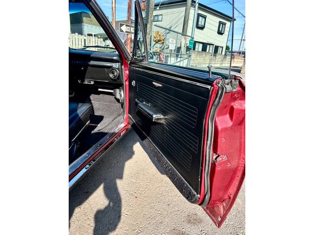 ポンテアックその他 GTO.A/C付.レストア済み(11枚目)