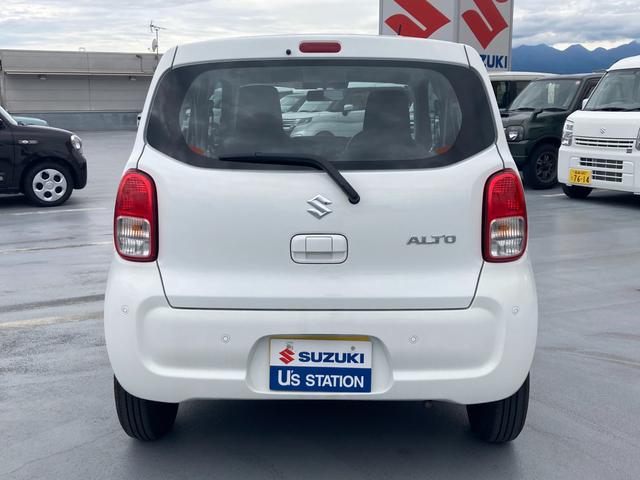 アルト L 2型 オーディオレス 試乗車でした! SHOWTIME! 歩行者傷害軽減ボディー 運転席・助手席SRSエアバッグ ESP 4輪ABS リヤドアチャイルドプルーフ エアコン パワーステアリング 電波式キーレスエントリー セキュリティアラームシステム(3枚目)