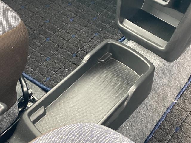 アルト L 2型 オーディオレス 試乗車でした! SHOWTIME! 歩行者傷害軽減ボディー 運転席・助手席SRSエアバッグ ESP 4輪ABS リヤドアチャイルドプルーフ エアコン パワーステアリング 電波式キーレスエントリー セキュリティアラームシステム(41枚目)