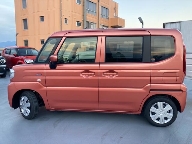 スペーシア ＨＹＢＲＩＤ　Ｘ　オーディオレス　元試乗車　冬が始まるよ祭！　歩行者傷害軽減ボディー　運転席・助手席ＳＲＳエアバッグ　ＥＳＰ　４輪ＡＢＳ　リヤドアチャイルドプルーフ　エアコン　パワーステアリング　電波式キーレスエントリー　セキュリティアラームシステム　ＤＡＢＳ２（5枚目）