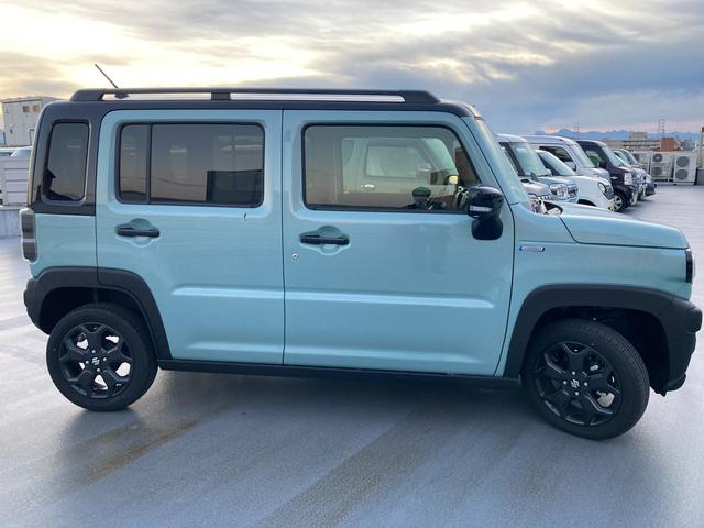ハスラー タフワイルドターボ　全方位ナビ　元試乗車　冬が始まるよ祭！　歩行者傷害軽減ボディー　運転席・助手席ＳＲＳエアバッグ　ＥＳＰ　４輪ＡＢＳ　リヤドアチャイルドプルーフ　エアコン　パワーステアリング　電波式キーレスエントリー　セキュリティアラームシステム（4枚目）