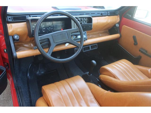 パンダ スーパーi.e. Wサンルーフ 外装レストア済み 5速マニュアル 整備記録簿完備 タイミングベルト交換(83914km)ドライブシャフトブーツ交換(R7/10/7)(26枚目)