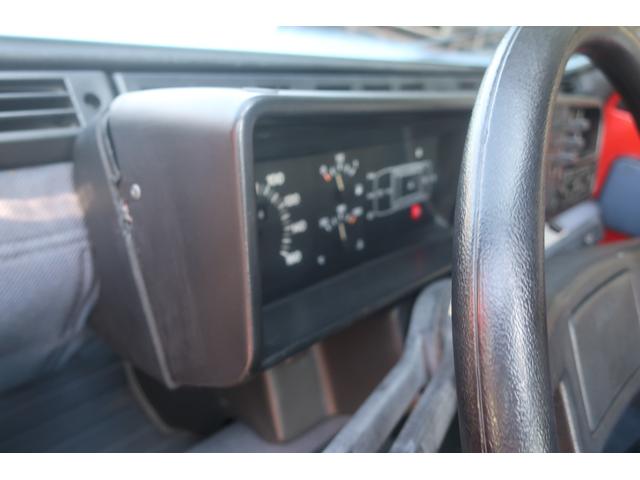 パンダ スーパーi.e. Wサンルーフ 外装レストア済み 5速マニュアル 整備記録簿完備 タイミングベルト交換(83914km)ドライブシャフトブーツ交換(R7/10/7)(30枚目)