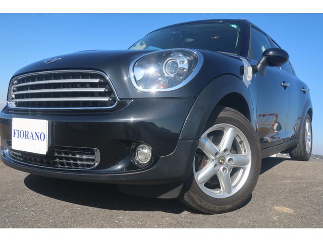 ＭＩＮＩ クーパーＤ　クロスオーバー　ツインカム・ディーゼルターボ１１２馬力　６速ＡＴ　ディスチャージヘッドライト　社外ナビ・ＴＶ・バックカメラ　レザーステアリング　ダイナミックスタビリティコントロール　ブレーキアシスト（3枚目）
