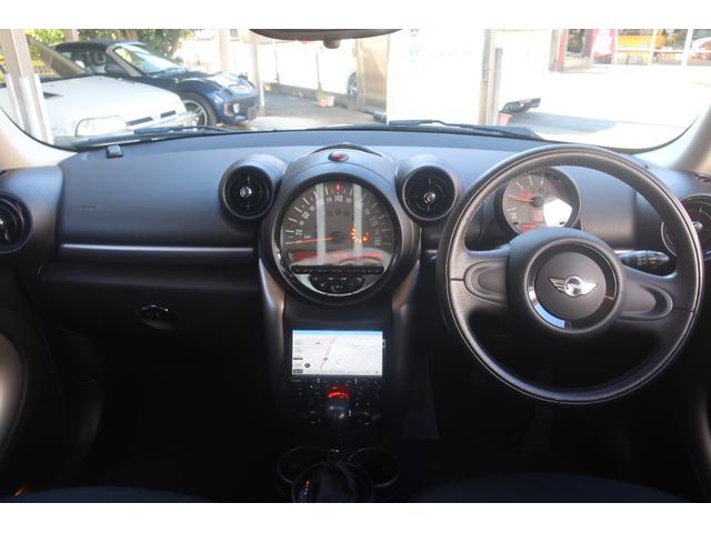 ＭＩＮＩ クーパーＤ　クロスオーバー　ツインカム・ディーゼルターボ１１２馬力　６速ＡＴ　ディスチャージヘッドライト　社外ナビ・ＴＶ・バックカメラ　レザーステアリング　ダイナミックスタビリティコントロール　ブレーキアシスト（36枚目）