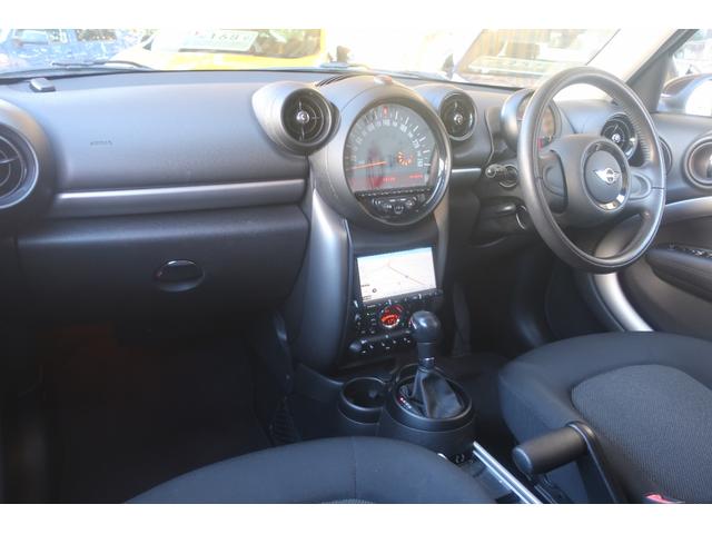 ＭＩＮＩ クーパーＤ　クロスオーバー　ツインカム・ディーゼルターボ１１２馬力　６速ＡＴ　ディスチャージヘッドライト　社外ナビ・ＴＶ・バックカメラ　レザーステアリング　ダイナミックスタビリティコントロール　ブレーキアシスト（46枚目）