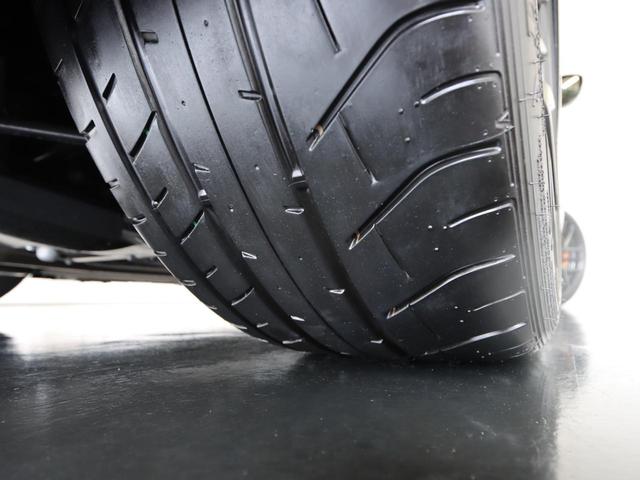 ブラックエディション 18モデル 禁煙車 BOSEサウンド サッチャム防盗 チタン合金製マフラー リア3面プライバシーガラス プレミアムスポーツマット黒 ブラックED専用RECAROシート シートヒーター 特別塗装色(24枚目)