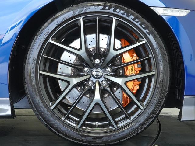 GT-R プレミアムエディション MY18 ファッショナブルインテリア(アイボリー) リヤ3面プライバシーガラス NISMOスポーツリセッティング NISMOステアリング GT-R専用フロアカーペット(プレミアムスポーツ) サッチャム(29枚目)
