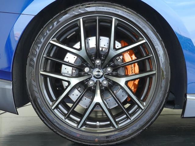 GT-R プレミアムエディション MY18 ファッショナブルインテリア(アイボリー) リヤ3面プライバシーガラス NISMOスポーツリセッティング NISMOステアリング GT-R専用フロアカーペット(プレミアムスポーツ) サッチャム(31枚目)