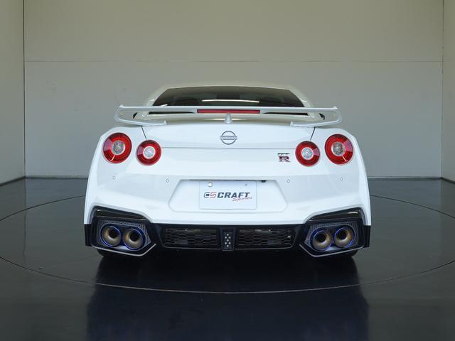 ＧＴ－Ｒ プレミアムエディション　ＭＹ２５　ブルーヘブンインテリア（前席・後席セミアニリン本革シート）＋ナッパレザーインストパネル　ワンオーナー　禁煙車　新車ビニール（センターコンソール以外）　ＦＵＪＩＴＳＵＢＯ製チタン合金製マフラー（4枚目）