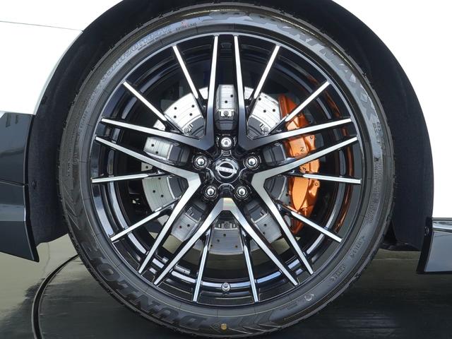 ＧＴ－Ｒ プレミアムエディション　ＭＹ２５　ブルーヘブンインテリア（前席・後席セミアニリン本革シート）＋ナッパレザーインストパネル　ワンオーナー　禁煙車　新車ビニール（センターコンソール以外）　ＦＵＪＩＴＳＵＢＯ製チタン合金製マフラー（31枚目）