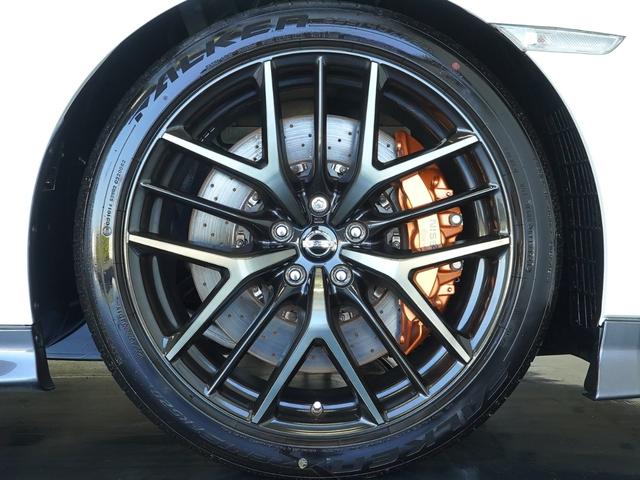 ＧＴ－Ｒ ピュアエディション　ＭＹ１８　ワンオーナー　禁煙車　リヤ３面プライバシーガラス　バックビューモニター　フジムラオート中間パイプ　ＫＵＨＬコンピューター書替　ブレンボ製モノブロック対向キャリパー　レイズ製アルミ鍛造ホイール（25枚目）