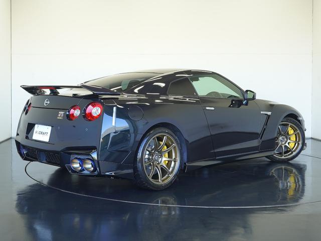 ＧＴ－Ｒ プレミアムエディション　Ｔ－スペック　ＭＹ２４　ワンオーナー　禁煙車　リヤ３面プライバシーガラス　ＧＴ－Ｒ専用フロアカーペット（プレミアムスポーツ）　純正ドライブレコーダー　Ｔ－ｓｐｅｃ専用カーボンセラミックブレーキ　サッチャム　ＢＯＳＥ（2枚目）