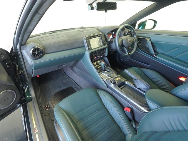 ＧＴ－Ｒ プレミアムエディション　Ｔ－スペック　ＭＹ２４　ワンオーナー　禁煙車　リヤ３面プライバシーガラス　ＧＴ－Ｒ専用フロアカーペット（プレミアムスポーツ）　純正ドライブレコーダー　Ｔ－ｓｐｅｃ専用カーボンセラミックブレーキ　サッチャム　ＢＯＳＥ（11枚目）
