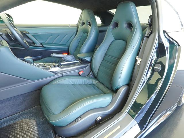 ＧＴ－Ｒ プレミアムエディション　Ｔ－スペック　ＭＹ２４　ワンオーナー　禁煙車　リヤ３面プライバシーガラス　ＧＴ－Ｒ専用フロアカーペット（プレミアムスポーツ）　純正ドライブレコーダー　Ｔ－ｓｐｅｃ専用カーボンセラミックブレーキ　サッチャム　ＢＯＳＥ（12枚目）