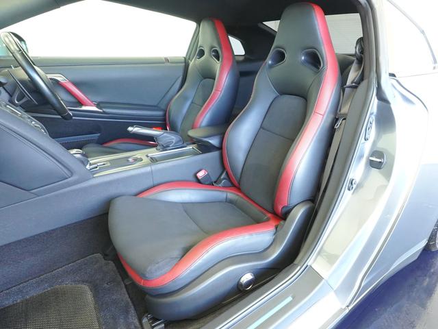 GT-R ブラックエディション MY10 NISMOスポーツリセッティング フロント:ブレンボ製モノブロック対向6ポッドキャリパー リヤ:ブレンボ製モノブロック対向4ポッドキャリパー レイズ製アルミ鍛造ホイール リヤスポイラー(11枚目)