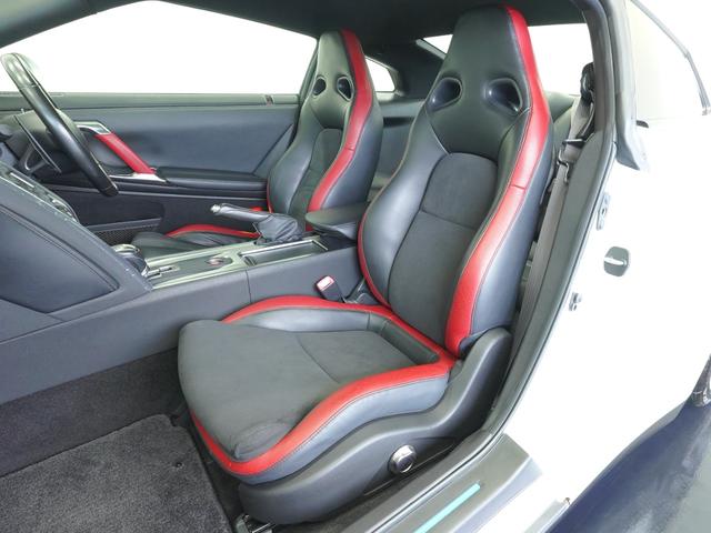 GT-R ブラックエディション MY07 禁煙車 後期ヘッドライト ノルドリンク製リアウィングベース エクセリー製マフラーカッター GT-R専用フロアカーペット ブレンボ製モノブロック対向キャリパー レイズ製アルミ鍛造ホイール(12枚目)