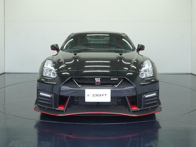 GT-R ニスモ MY20 NISMOスポーツリセッティング リヤ3面プライバシーガラス 全面ラバーディップ NISMOフロアマット NISMO専用カーボン製ルーフ NISMO専用カーボン製エンジンフード サッチャム(3枚目)