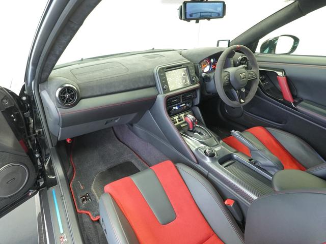 GT-R ニスモ MY20 NISMOスポーツリセッティング リヤ3面プライバシーガラス 全面ラバーディップ NISMOフロアマット NISMO専用カーボン製ルーフ NISMO専用カーボン製エンジンフード サッチャム(10枚目)