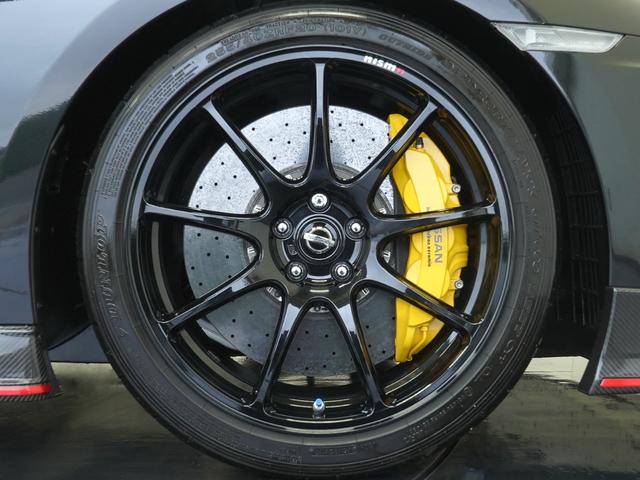GT-R ニスモ MY20 NISMOスポーツリセッティング リヤ3面プライバシーガラス 全面ラバーディップ NISMOフロアマット NISMO専用カーボン製ルーフ NISMO専用カーボン製エンジンフード サッチャム(26枚目)