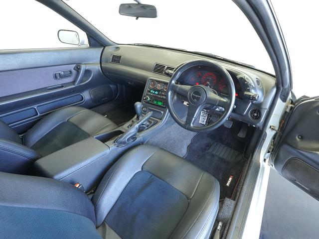 スカイライン GT-R トミーカイラR トミーカイラR専用品装備 NISMO LMGT4アルミホイール  NISMOシートカバー トミーカイラ専用フロントグリル トミーカイラ専用フロントスポイラー トミーカイラ専用マフラー(13枚目)