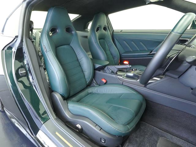 GT-R プレミアムエディション T-スペック MY22 ワンオーナー 禁煙車 NISMOスポーツリセッティング フロント廻りプロテクションフィルム(フロントバンパー、ボンネット、フェンダー、ヘッドライト) T-spec専用拡幅フロントフェンダー(8枚目)