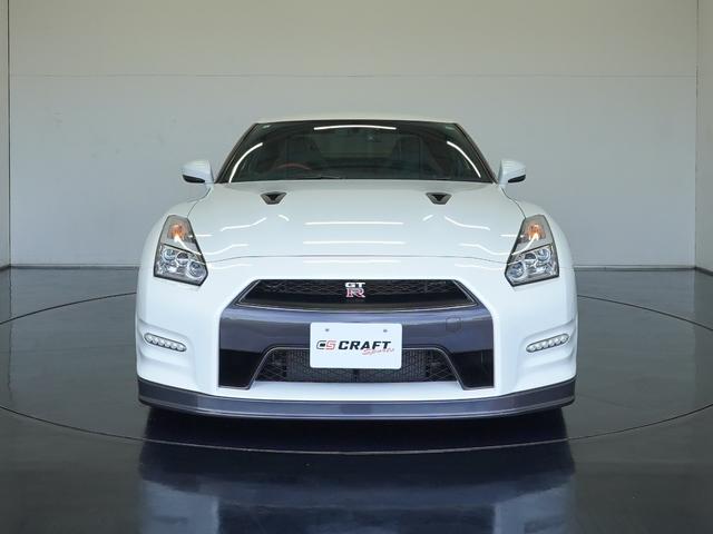 GT-R ブラックエディション MY15 NISMOスポーツリセッティング 純正オプションレイズ製アルミ鍛造ホイール(オパールブラッククロームカラーコート) GT-R専用フロアカーペット(プレミアムスポーツ) BOSE サッチャム(3枚目)