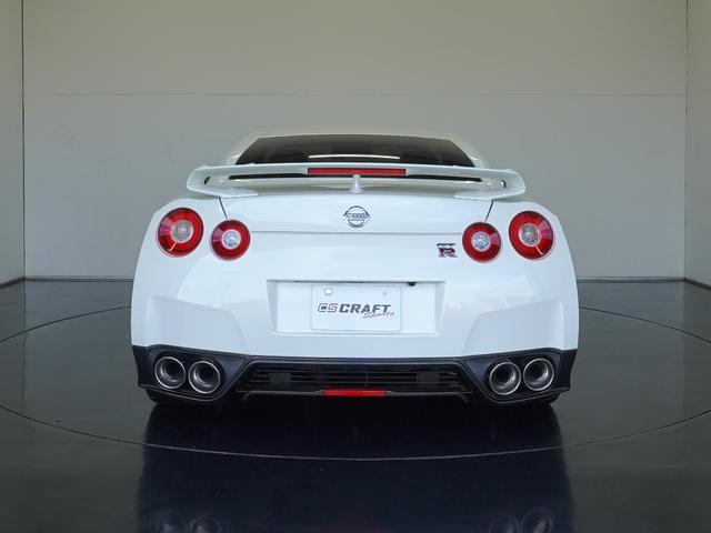 GT-R ブラックエディション MY15 NISMOスポーツリセッティング 純正オプションレイズ製アルミ鍛造ホイール(オパールブラッククロームカラーコート) GT-R専用フロアカーペット(プレミアムスポーツ) BOSE サッチャム(4枚目)