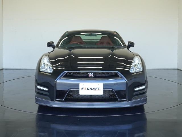 ＧＴ－Ｒ プレミアムエディション　ＭＹ１４　ワンオーナー　ファッショナブルインテリア（アンバーレッド）　ＧＴ－Ｒ専用フロアカーペット（プレミアムスポーツ）　サッチャム準拠車両防盗システム　ＢＯＳＥサウンドシステム　レイズ製鍛造ホイール（3枚目）