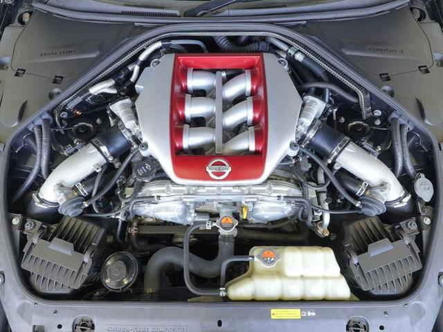 ＧＴ－Ｒ プレミアムエディション　ＭＹ１４　ワンオーナー　ファッショナブルインテリア（アンバーレッド）　ＧＴ－Ｒ専用フロアカーペット（プレミアムスポーツ）　サッチャム準拠車両防盗システム　ＢＯＳＥサウンドシステム　レイズ製鍛造ホイール（23枚目）