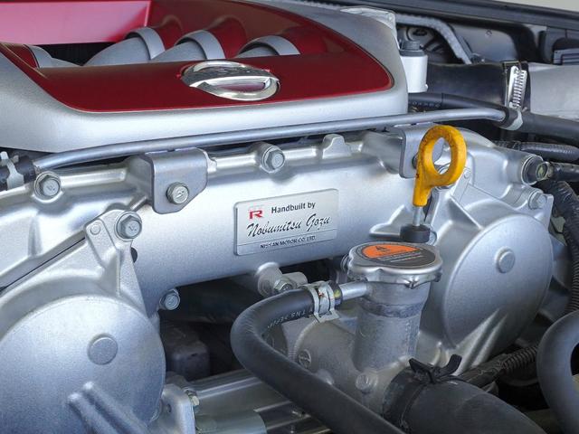 ＧＴ－Ｒ プレミアムエディション　ＭＹ１４　ワンオーナー　ファッショナブルインテリア（アンバーレッド）　ＧＴ－Ｒ専用フロアカーペット（プレミアムスポーツ）　サッチャム準拠車両防盗システム　ＢＯＳＥサウンドシステム　レイズ製鍛造ホイール（24枚目）