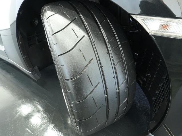 ＧＴ－Ｒ プレミアムエディション　ＭＹ１４　ワンオーナー　ファッショナブルインテリア（アンバーレッド）　ＧＴ－Ｒ専用フロアカーペット（プレミアムスポーツ）　サッチャム準拠車両防盗システム　ＢＯＳＥサウンドシステム　レイズ製鍛造ホイール（25枚目）